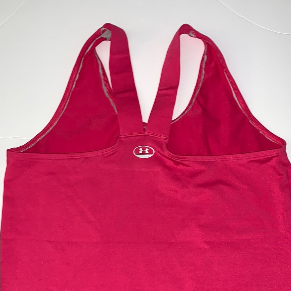 3/$20✨Under Armour Pink Fitted Sleeveless Tank Top - Picture 4 of 7